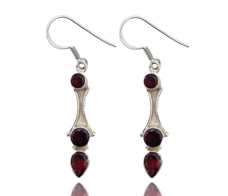 Boucles d'oreilles en grenat