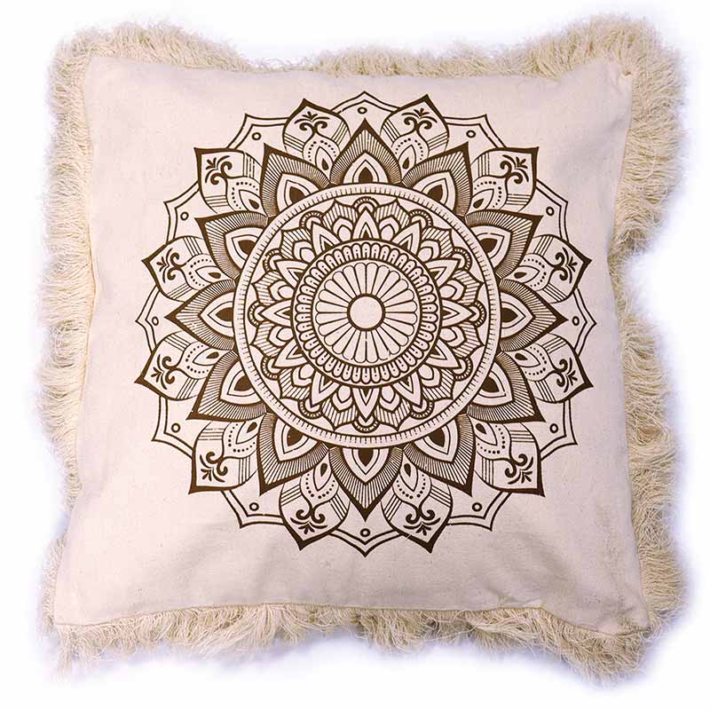 coussin mandala decoration zen canapé